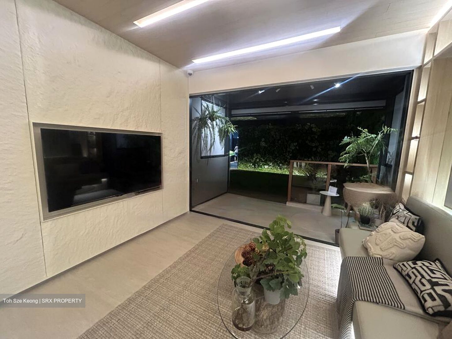 Tribeca (D9), Condominium #477187001